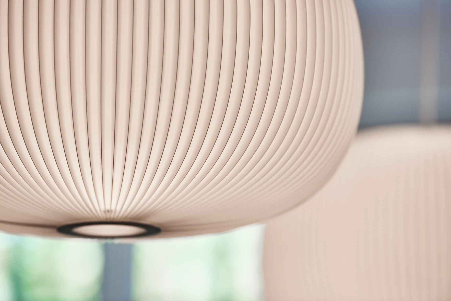 Lampa wisząca MODEL 132 LAMELLA 1 biały ze złotym wykończeniem - Image 5