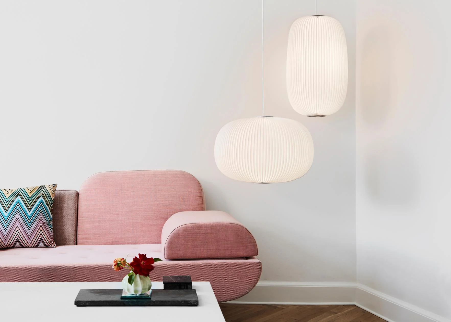 Lampa wisząca MODEL 133 LAMELLA 2 biały ze złotym wykończeniem - Image 8