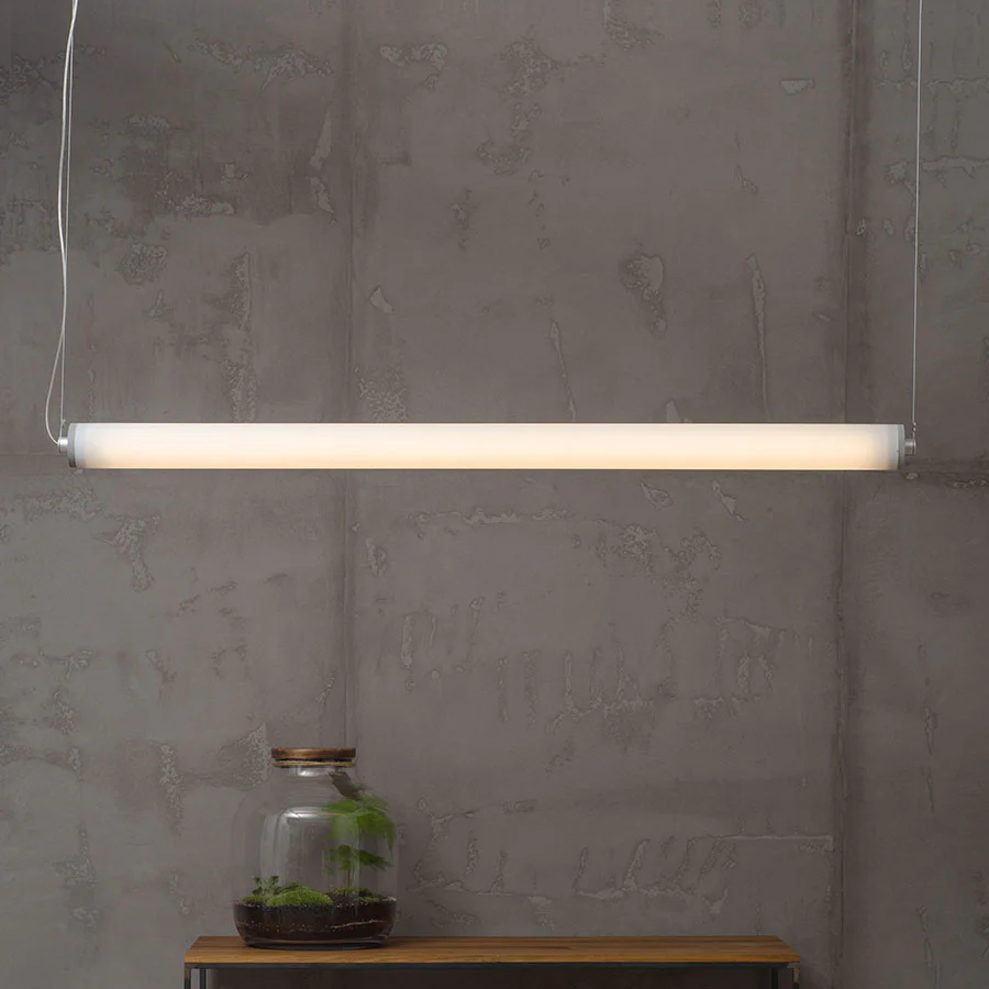 Lampa wisząca pozioma LONGA mleczny klosz z betonowym detalem - Image 5