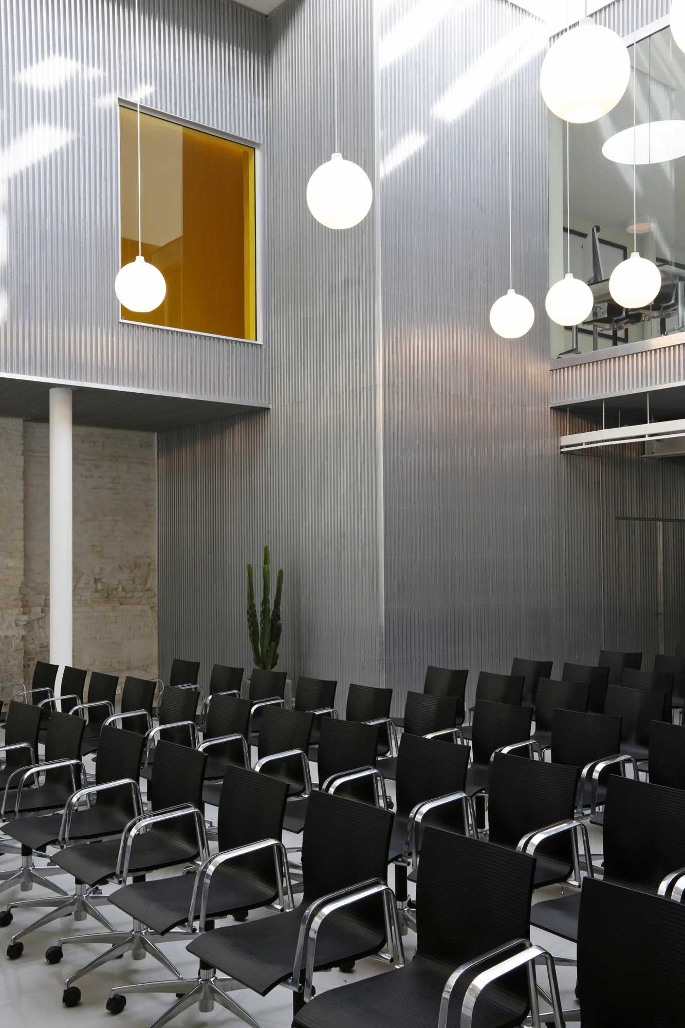 Lampa wisząca WOHLERT białe szkło - Image 26