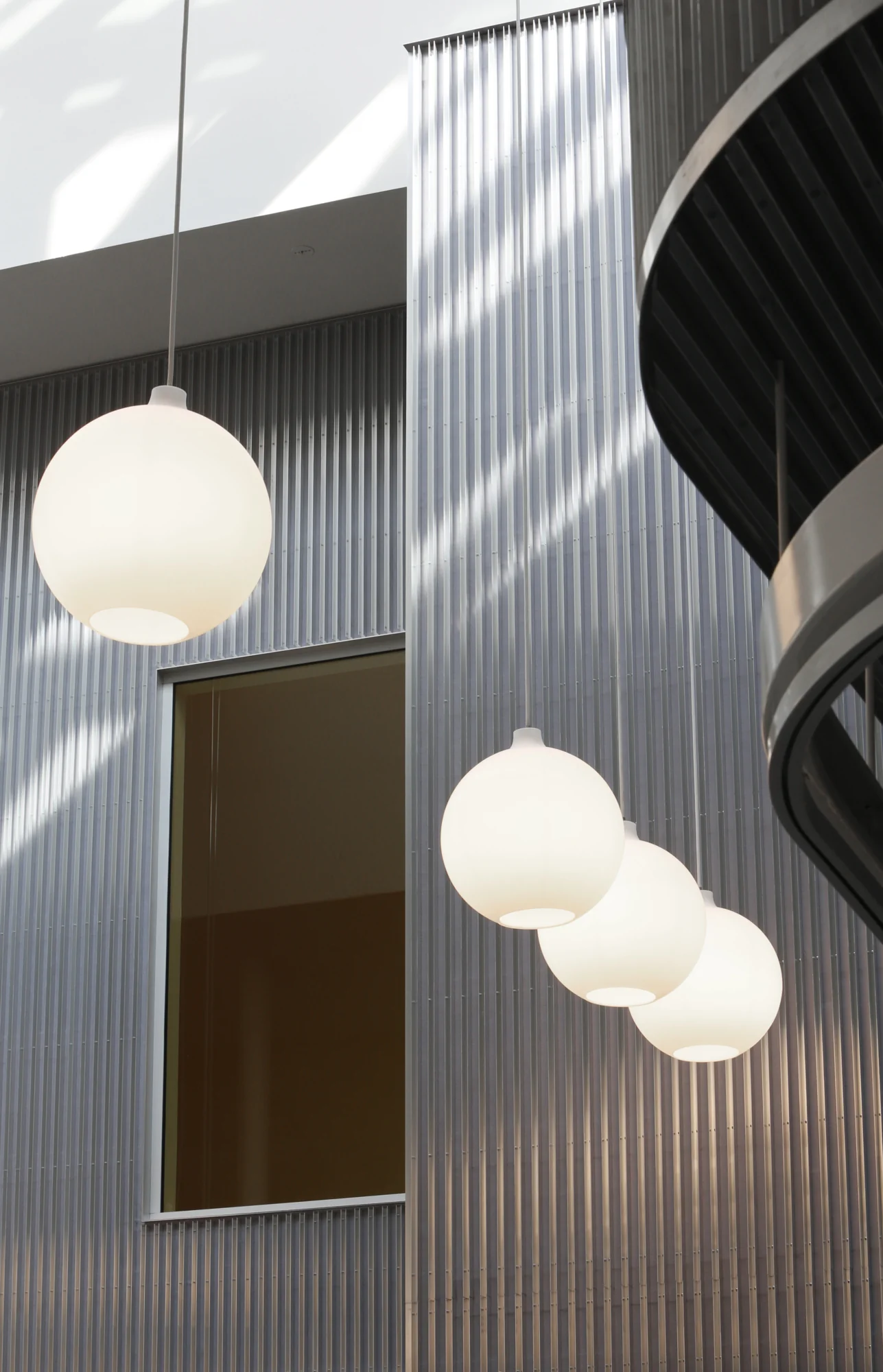 Lampa wisząca WOHLERT białe szkło - Image 29