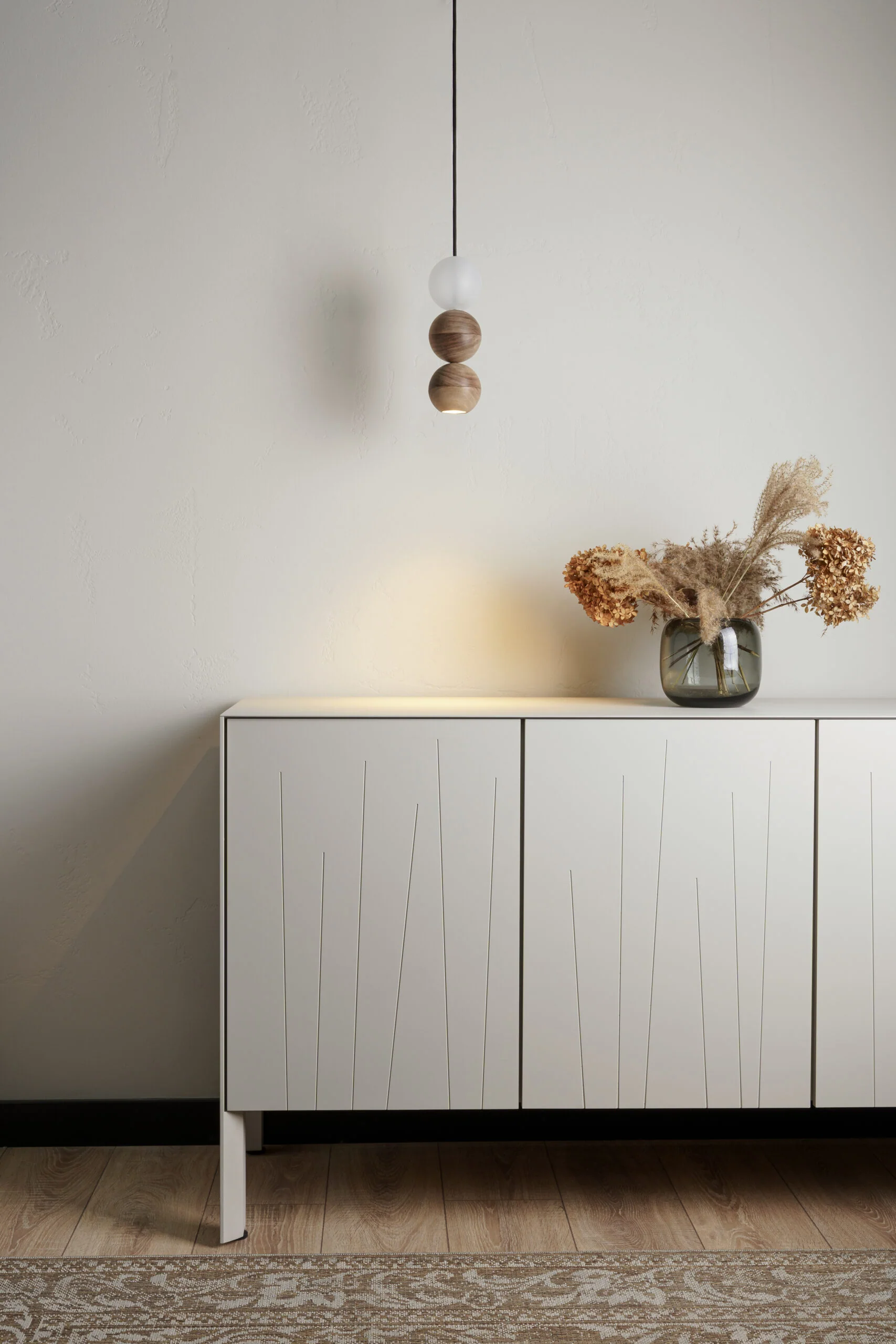 Lampa wisząca WOODOO GLASS lite drewno orzechowe - Image 2
