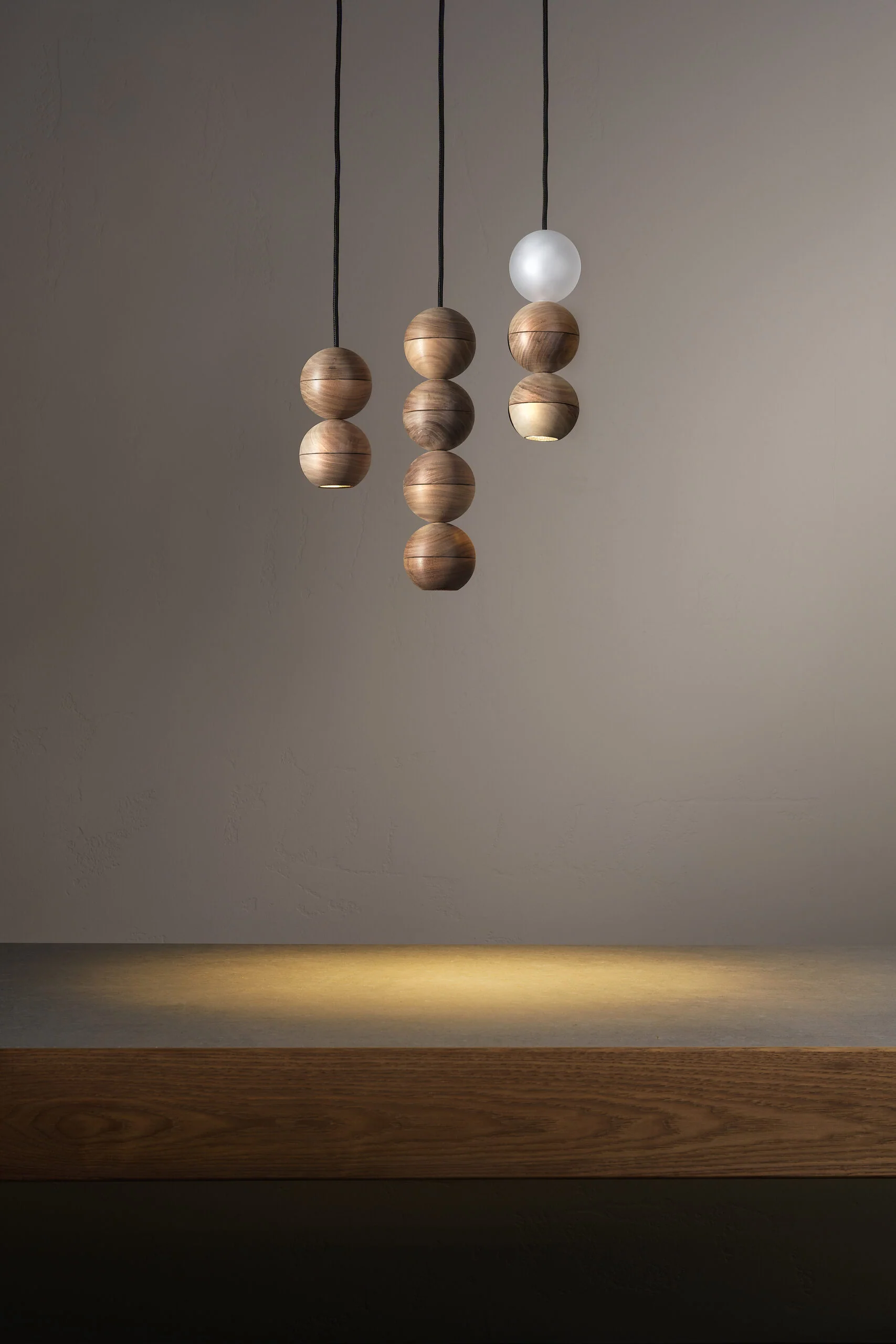 Lampa wisząca WOODOO GLASS lite drewno orzechowe - Image 8