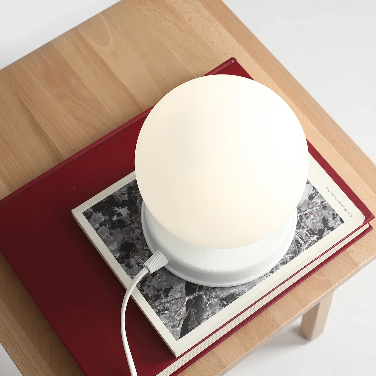 Lampa stołowa BALL biały - Image 5