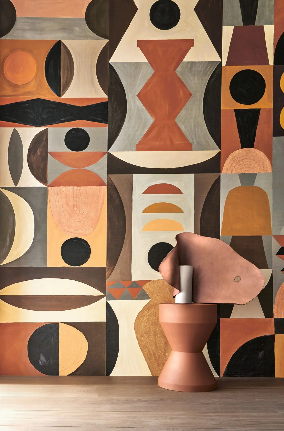 Mural z geometrycznym wzorem MODELAGE - TERRACOTTA/SABLE terakota z brązowym - Image 3