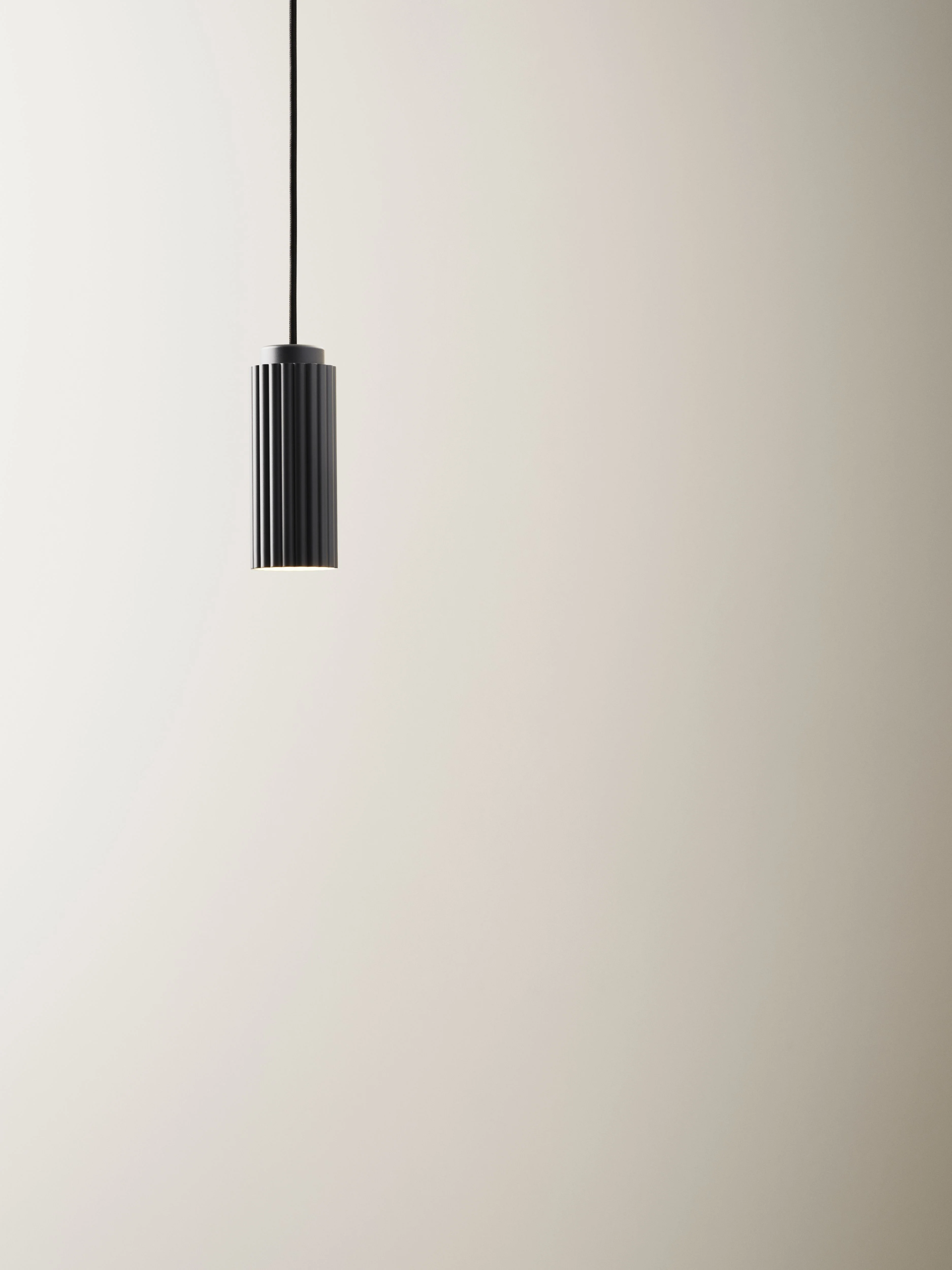 Lampa wisząca DONNA SLIM czarny - Image 2