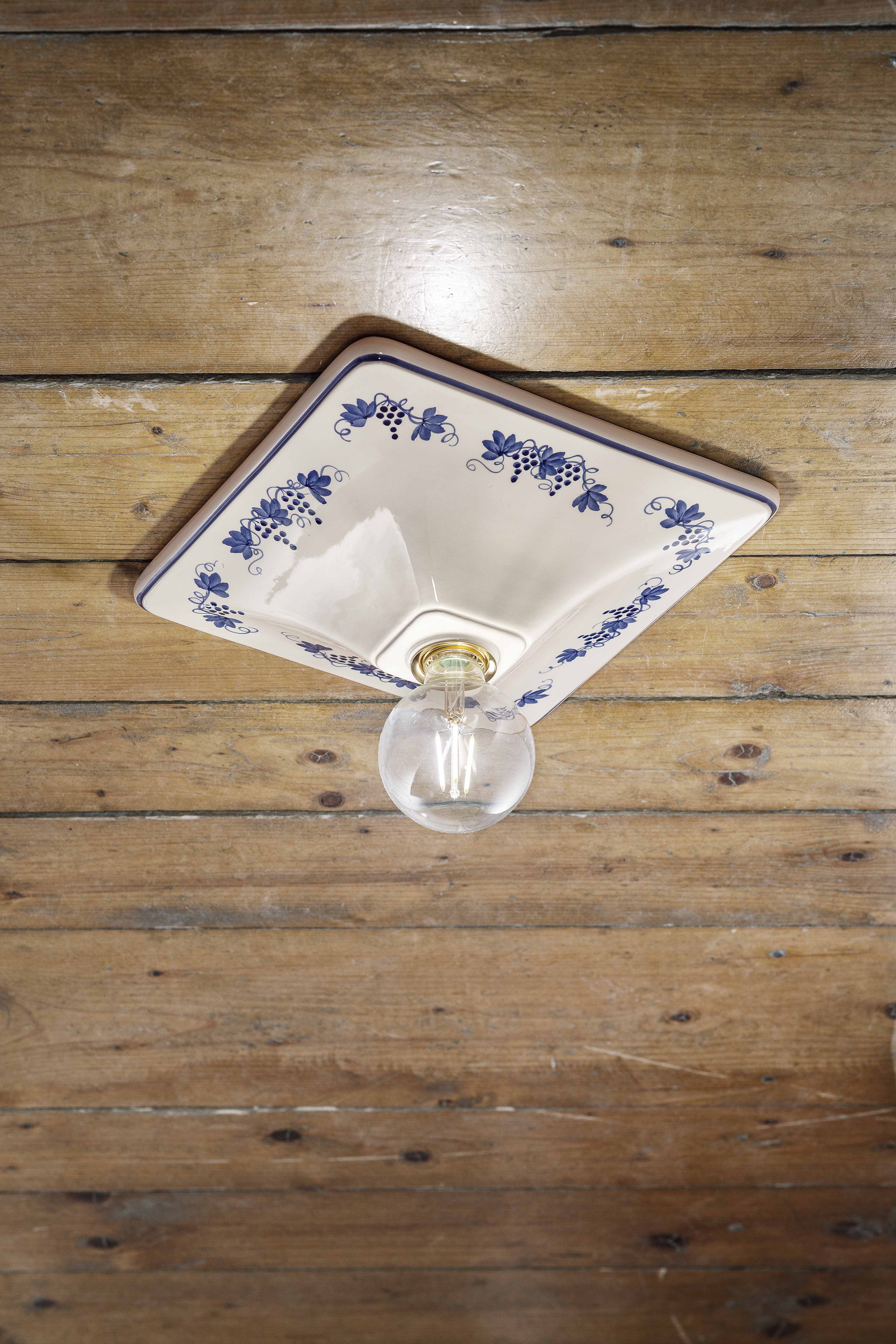 Plafon ceramiczny TRIESTE biały z niebieskim wzorem - Image 2