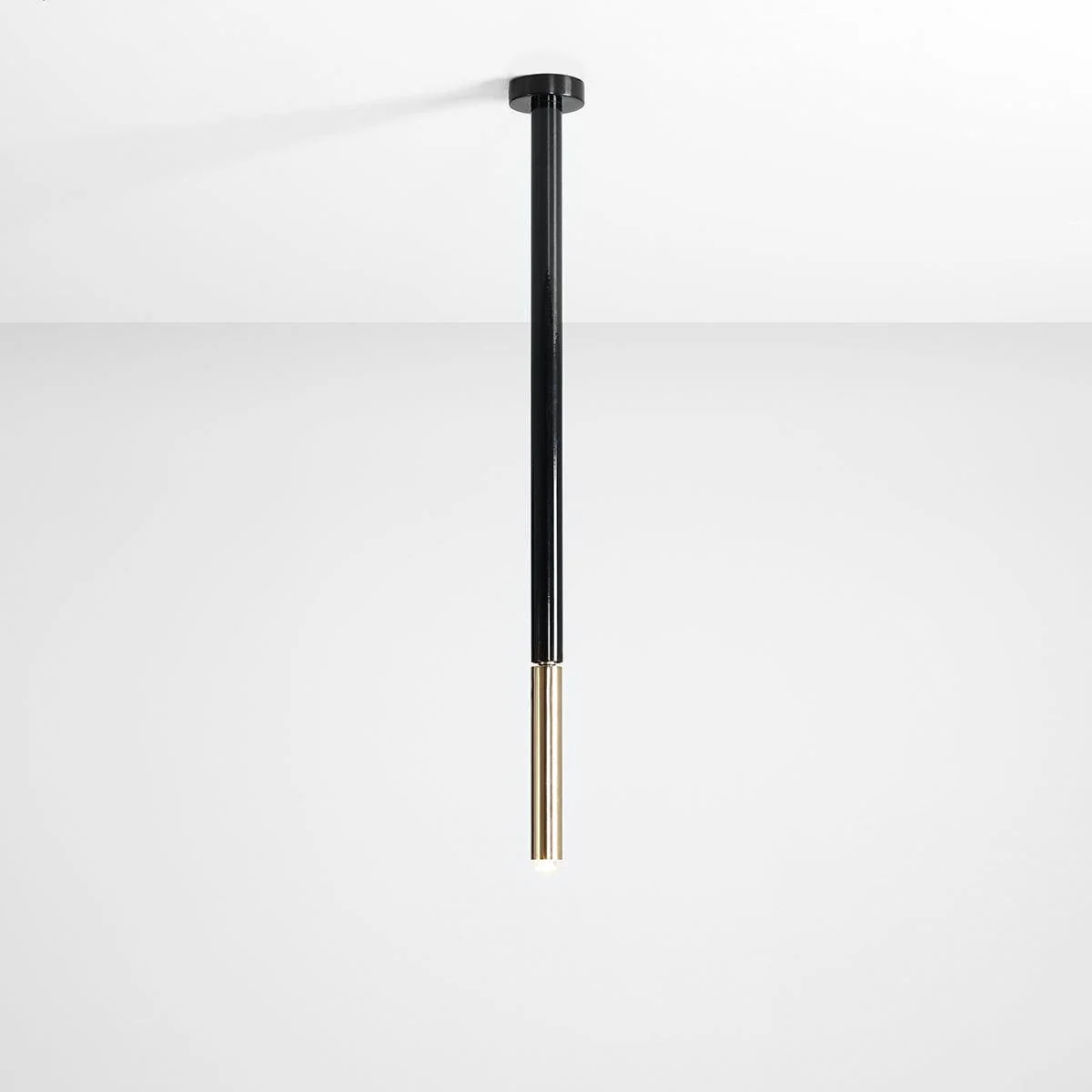 Lampa sufitowa regulowana STICK czarny ze złotym wykończeniem - Image 3