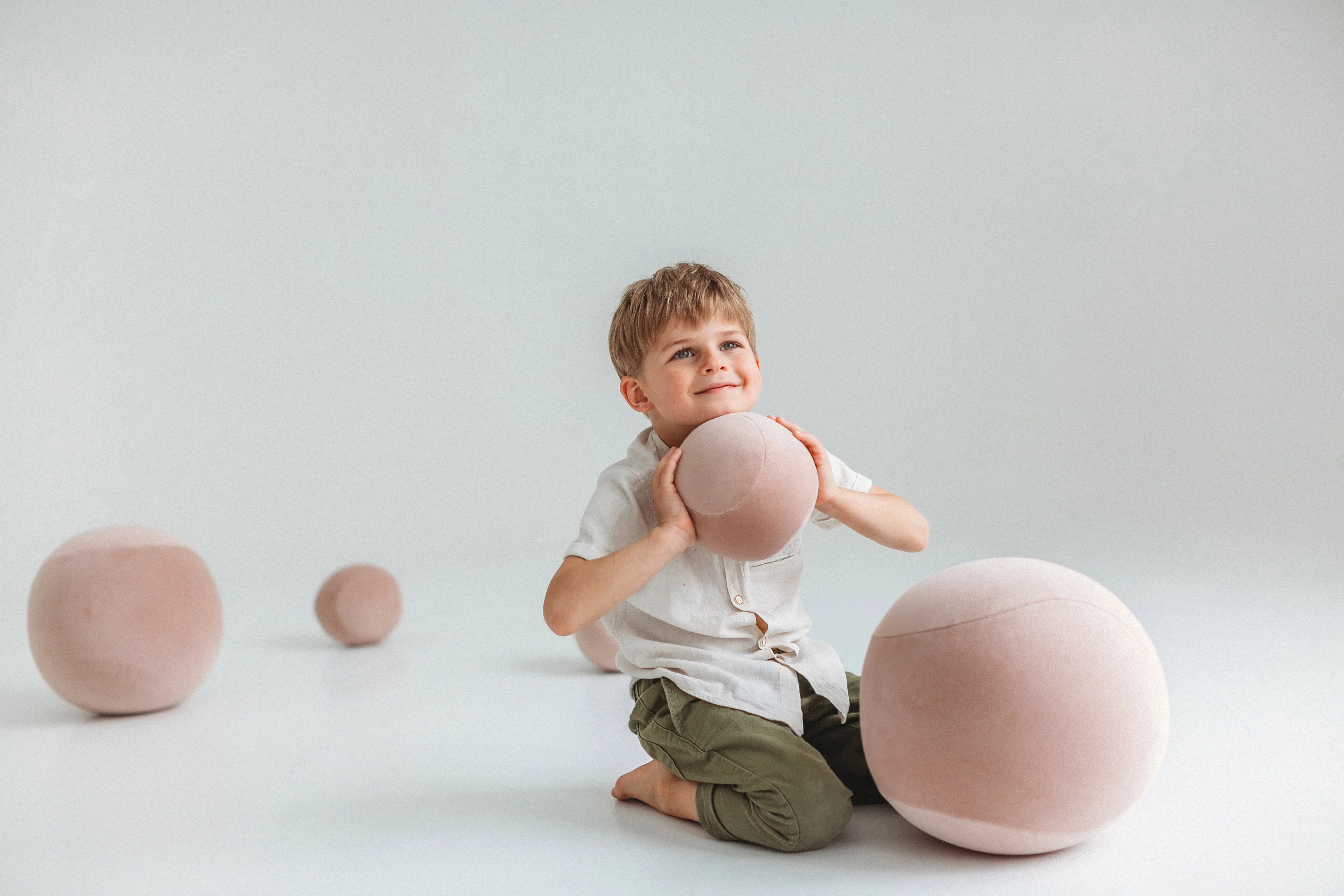 Puf dziecięcy BABY SPHERIC tapicerowany - Image 25