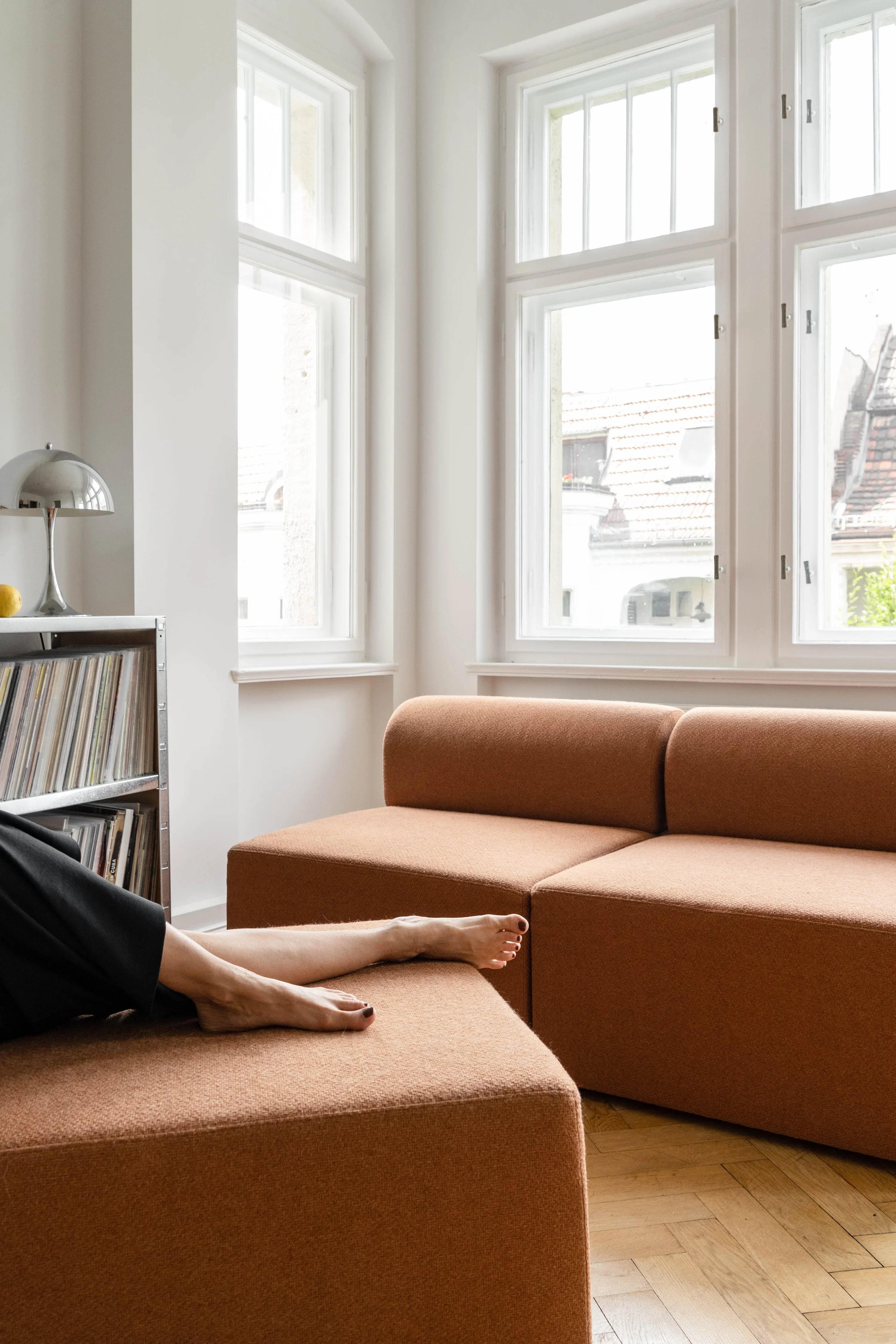 Sofa 3-osobowa TORI brązowy bouclé - Image 3