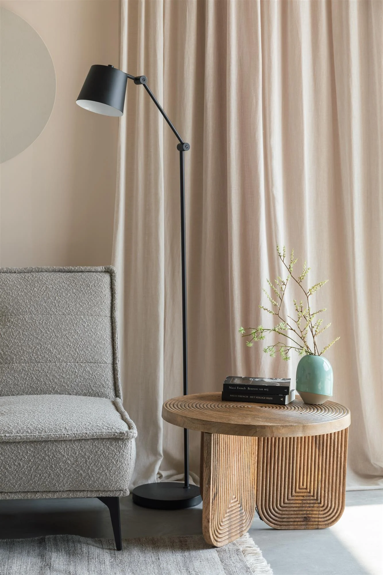 Sofa rozkładana CIELKE beżowy z czarną podstawą - Image 2