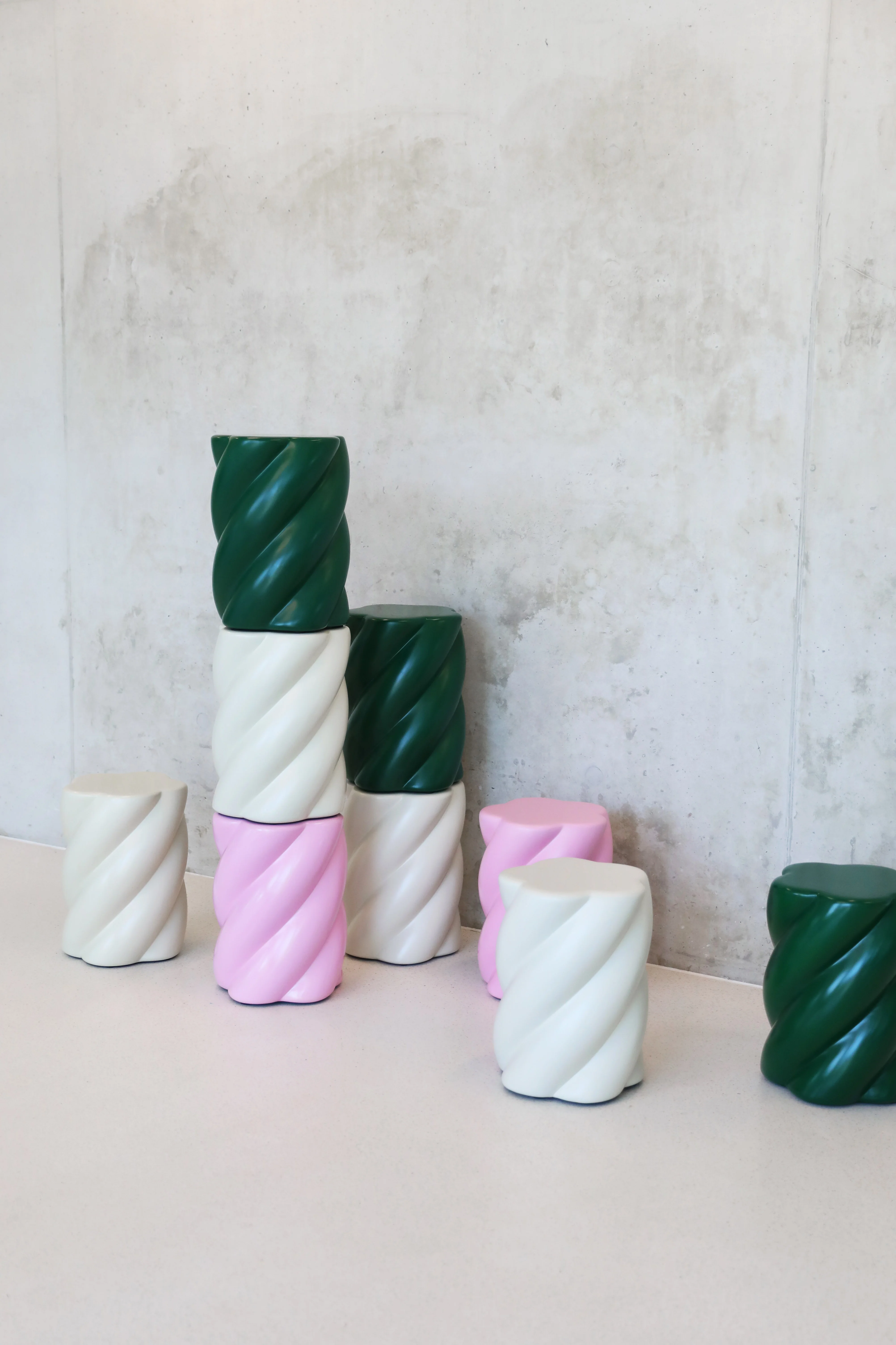 Stołek MARSHMALLOW biały - Image 6