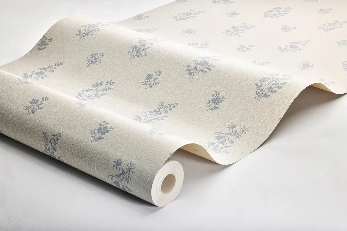 Tapeta flizelinowa papierowa z roślinnym wzorem PETIT FLEURS beżowy z błękitnym - Image 3
