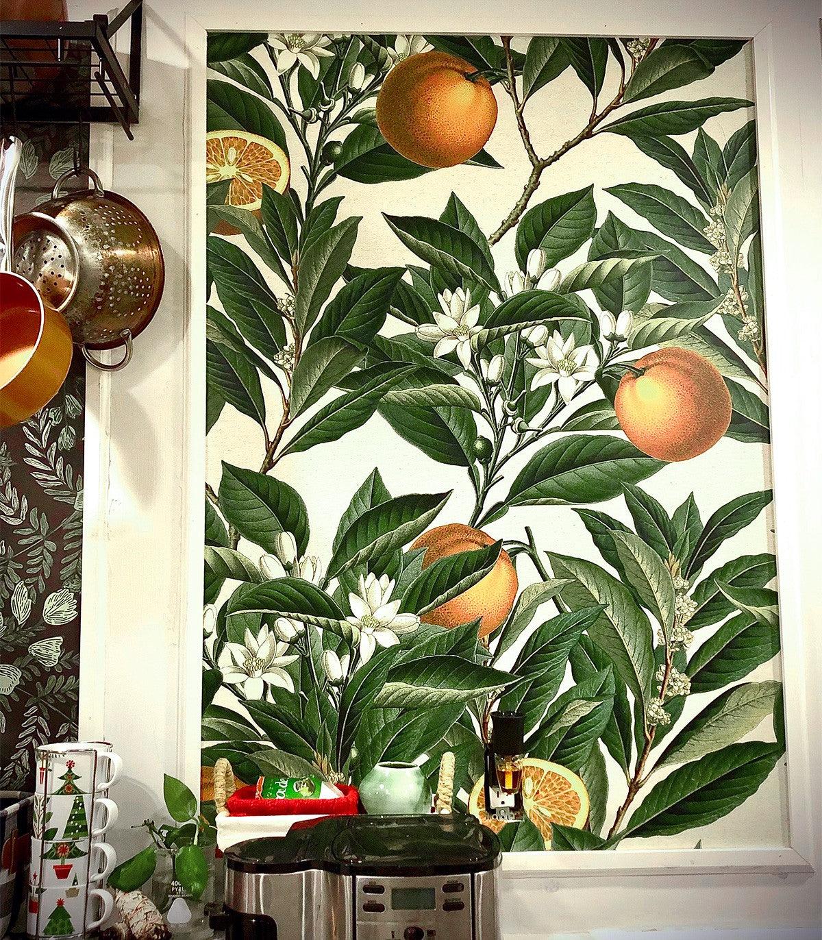 Tapeta flizelinowa z motywem roślinnym ORANGE TREE zielony z pomarańczowym - Image 4