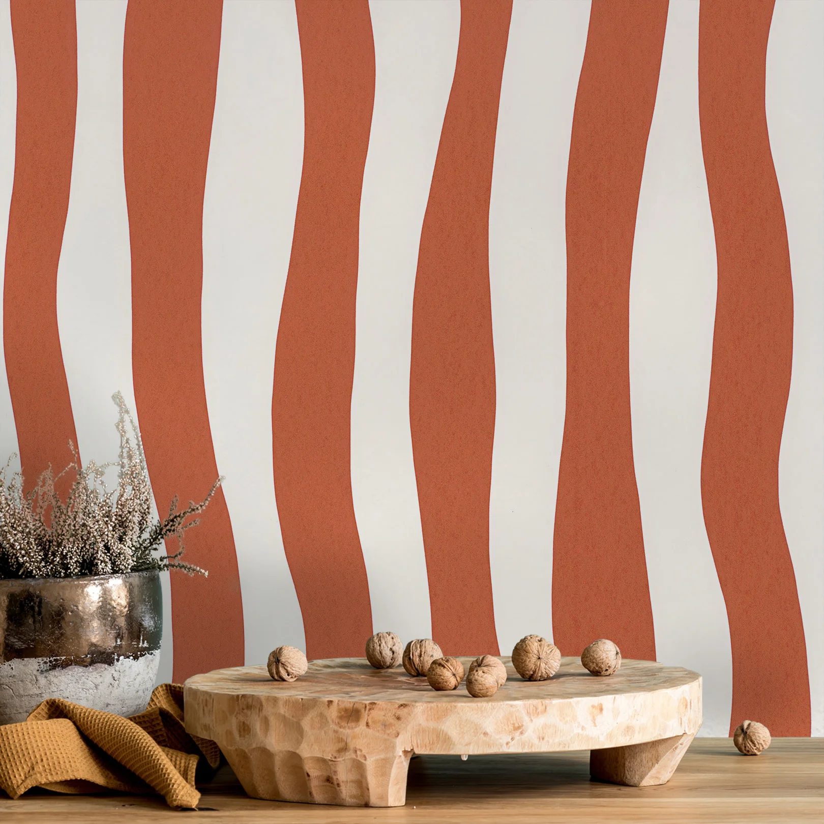 Tapeta strukturalna z abstrakcyjnym wzorem w falujące paski SUNDAE - TERRACOTTA terakota - Image 2