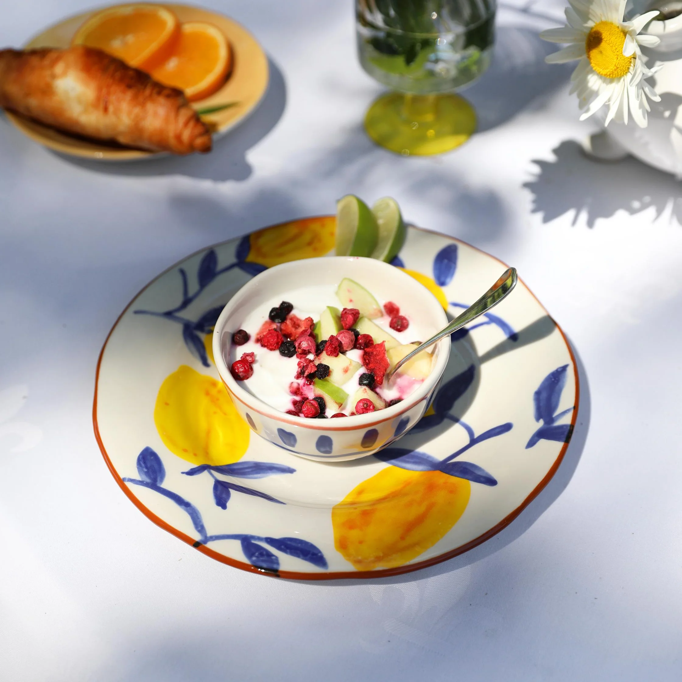 Zestaw misek LEMON MOROCCAN biały z niebieskim i pomarańczowym - Image 3