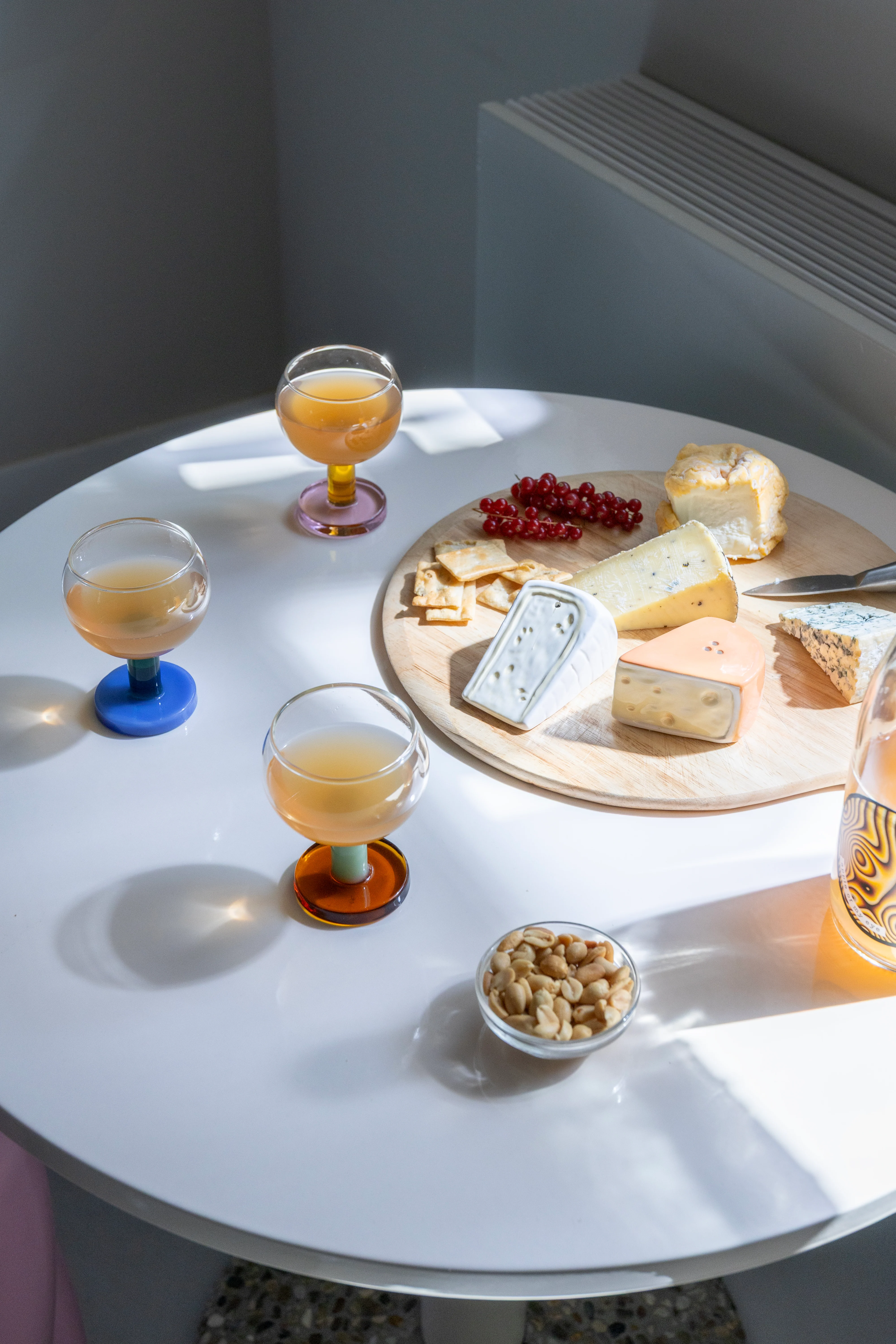 Solniczka i pieprzniczka CHEESE biały z pomarańczowym - Image 4